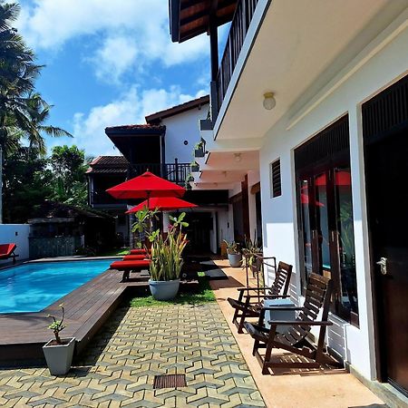 Lion'S Rest Hotel Weligama Bagian luar foto