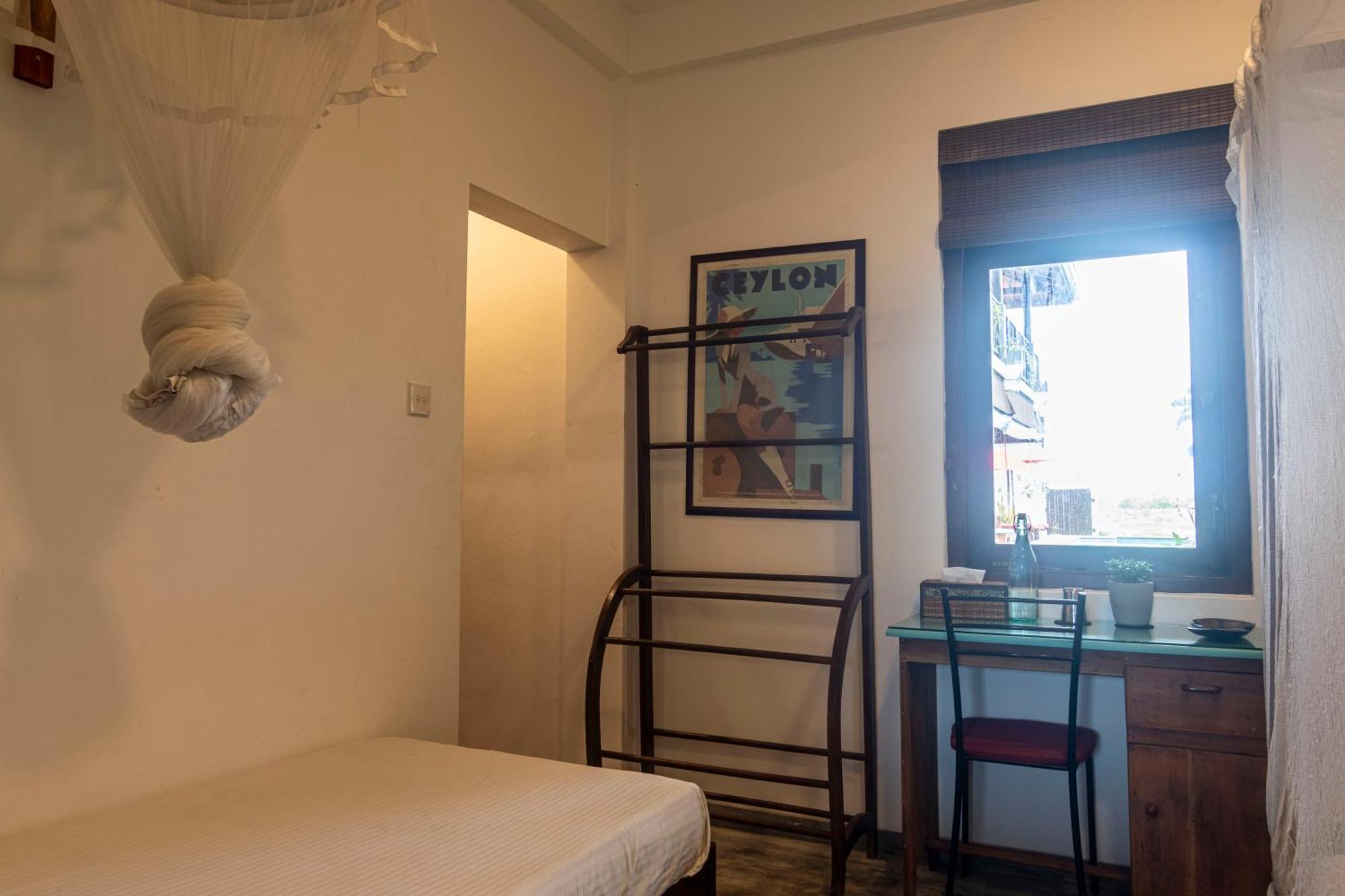 Lion'S Rest Hotel Weligama Bagian luar foto
