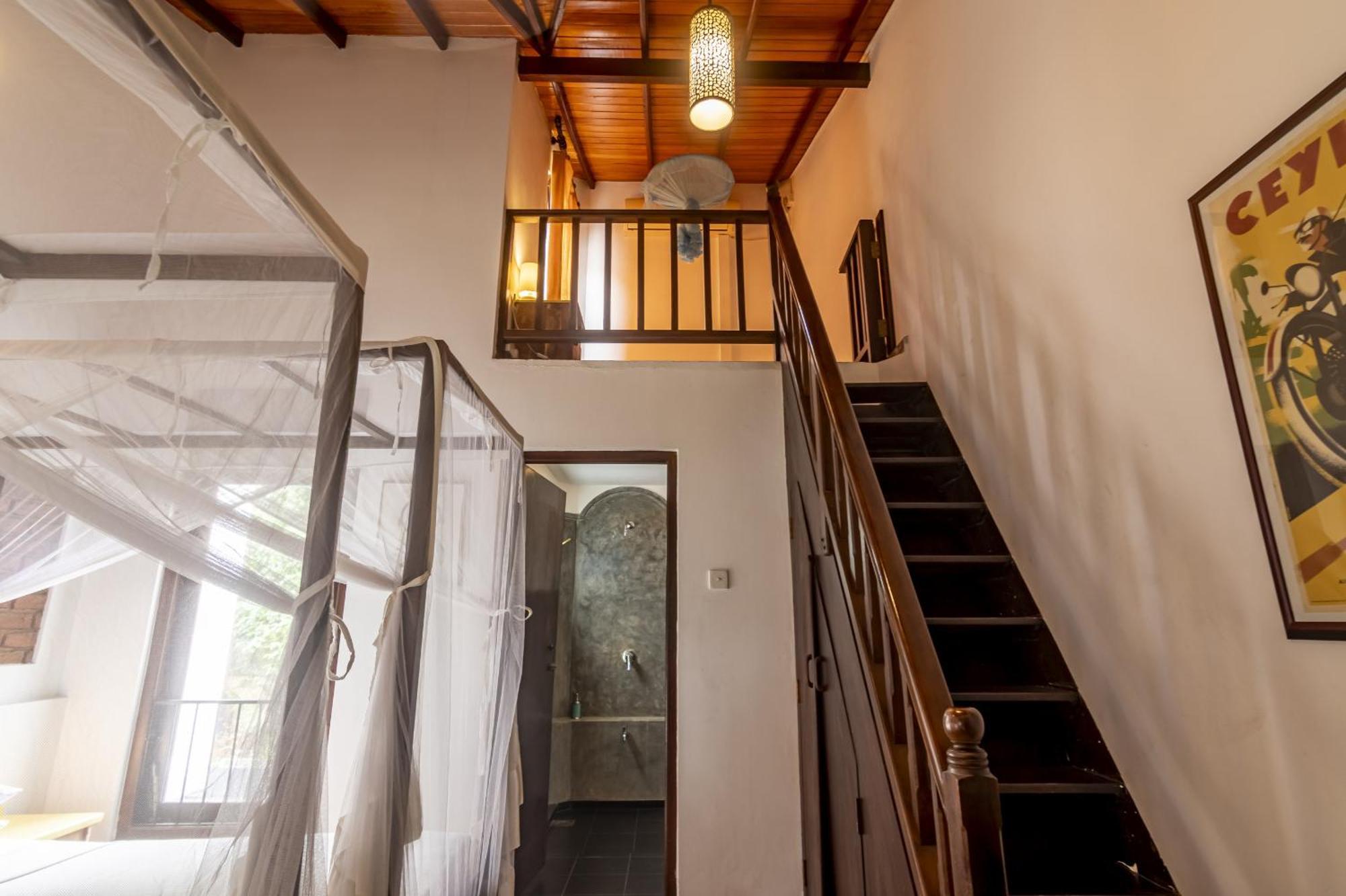 Lion'S Rest Hotel Weligama Bagian luar foto