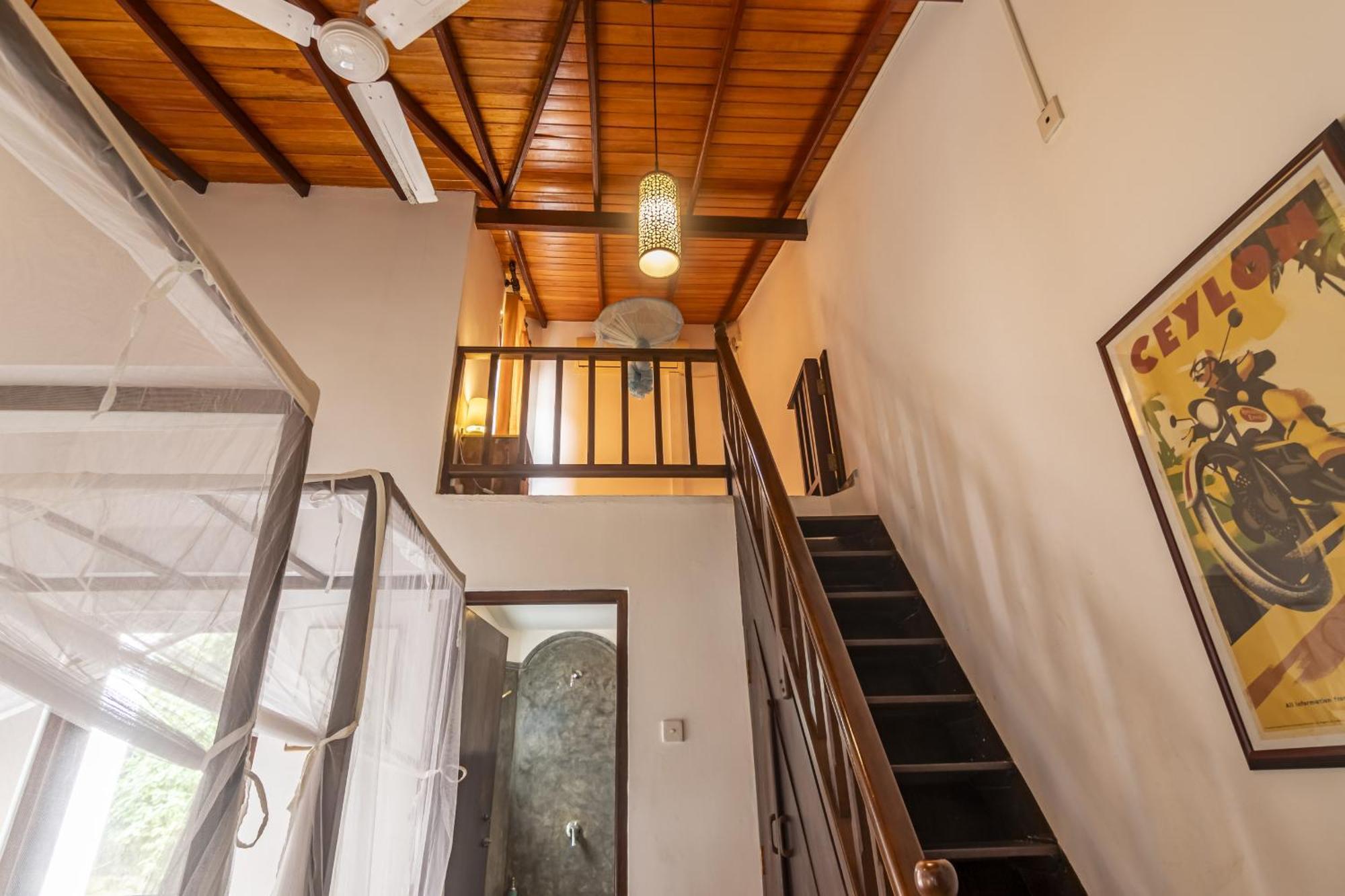 Lion'S Rest Hotel Weligama Bagian luar foto