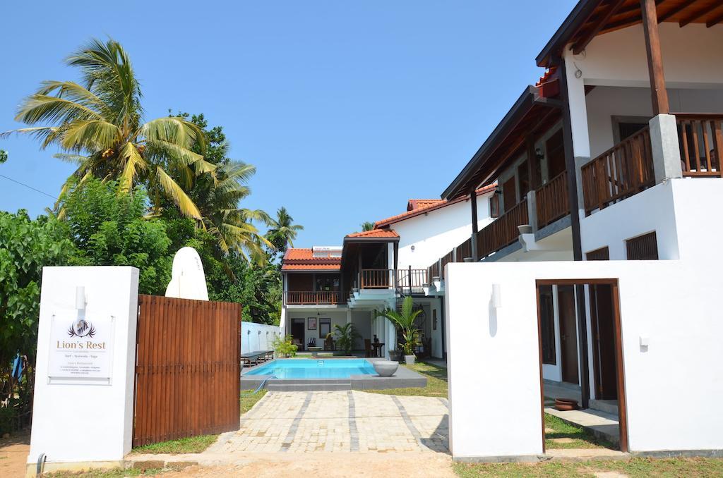 Lion'S Rest Hotel Weligama Bagian luar foto